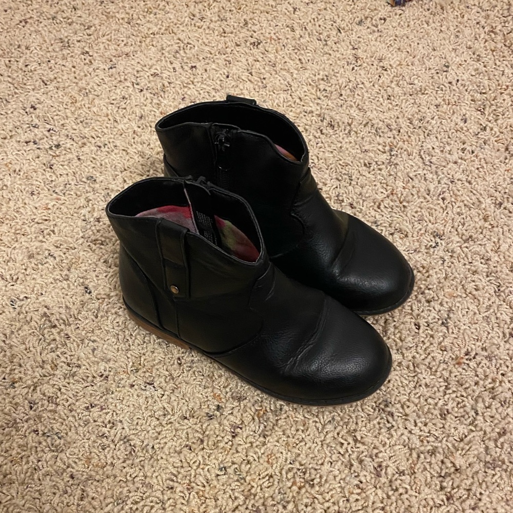 Cat & Jack black boots 11 girls